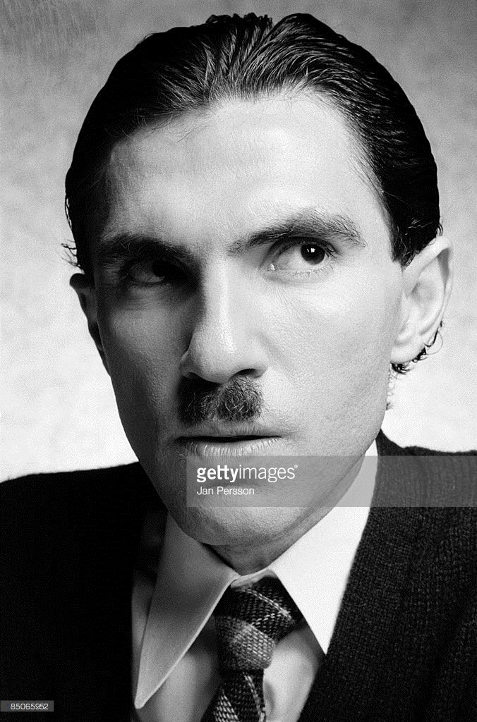 photo-of-sparks-and-ron-mael-ron-mael-posed-studio-picture-id85065952.jpg
