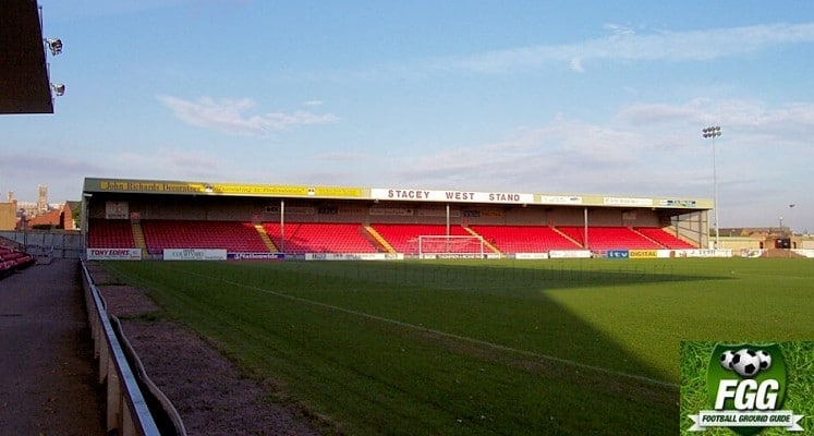 sincil-bank-lincoln-city-fc-stacey-west-stand-1420903710.jpg.743af86306bf6592e6c17eb79d2fb5f0.jpg